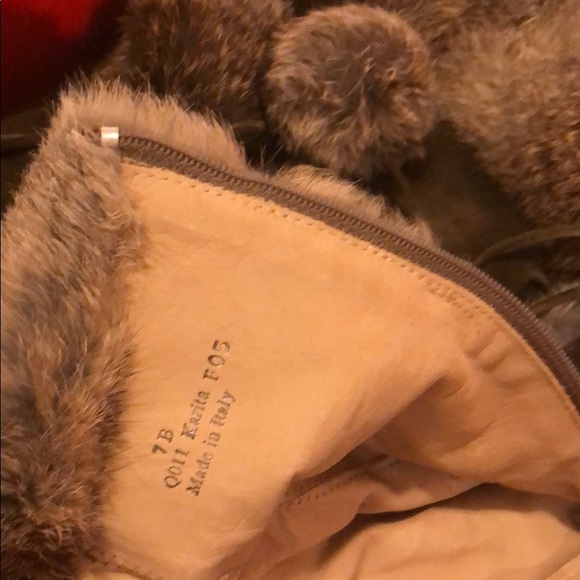 Coach Snow Boots - Picture 3 of 6